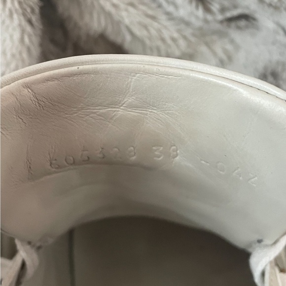 ..SOLD..Authentic Gucci Sneakers - Picture 6 of 6